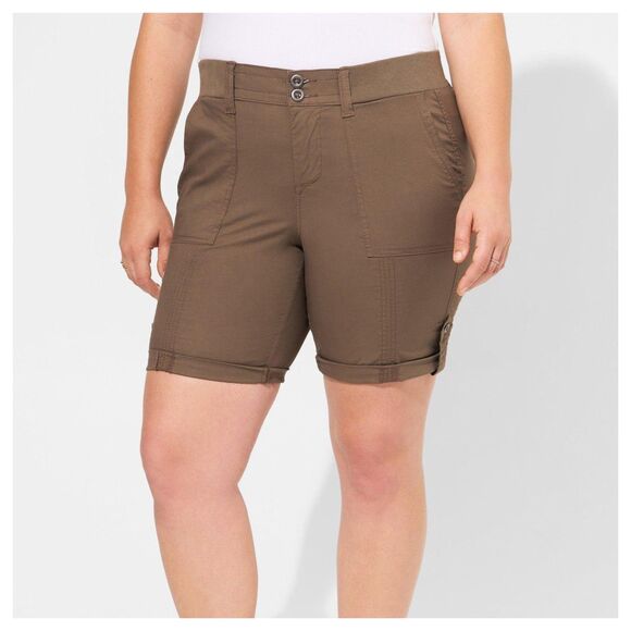 Torrid Bermuda Stretch Poplin Mid-Rise Short - Picture 1 of 3